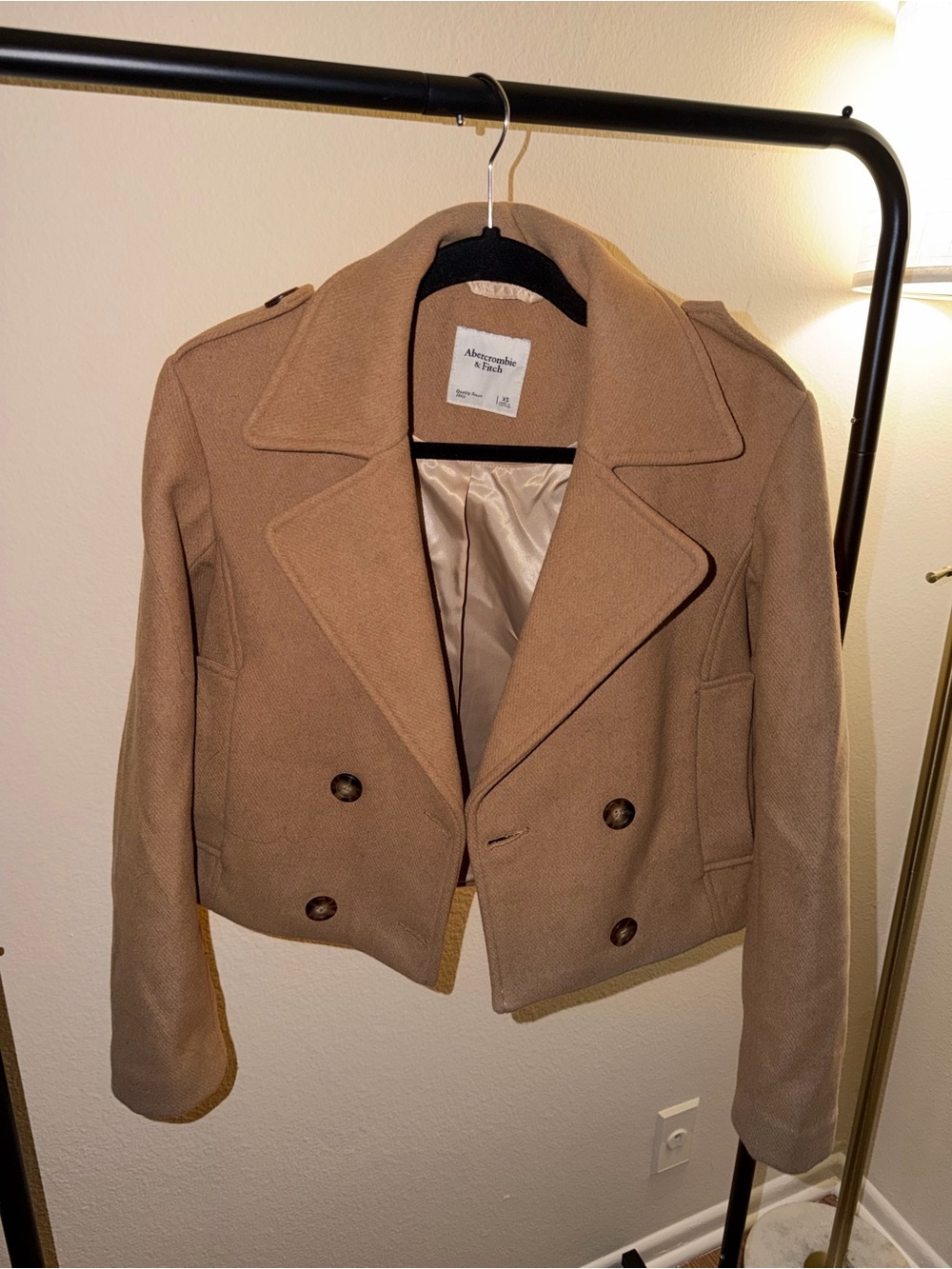 Abercrombie & Fitch Cropped Peacoat in Camel/Tan